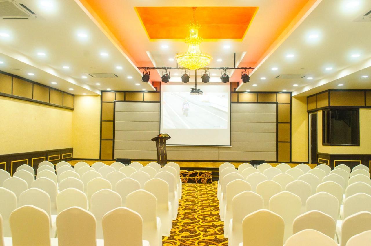 U3 Hotel Subang Jaya Exterior photo